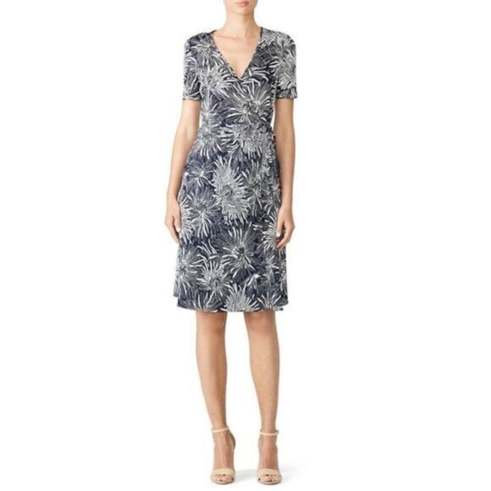 DIANE VON FURSTENBERG Navy Flare Wrap Dress SIZE 4R